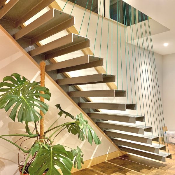 Structural staircase